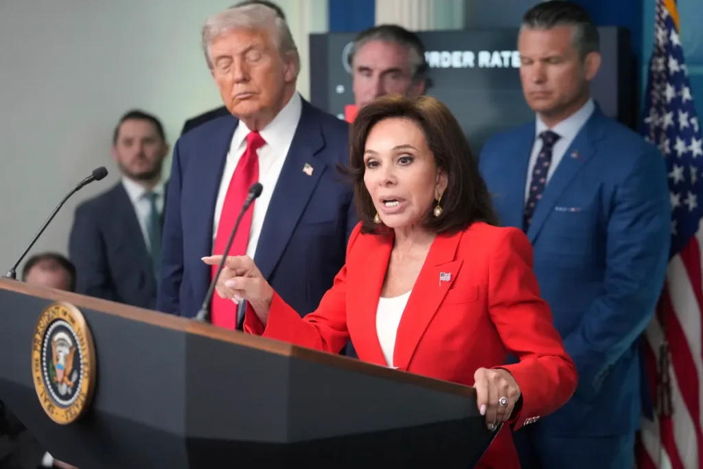 Donald Trump ‘100% Disagrees’ With Jeanine Pirro on Reflecting Pool Vandalism