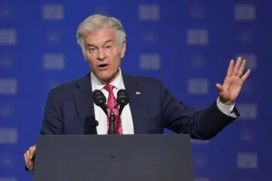 Mehmet Oz Rejects Trump’s Claim That MMR Vaccine Could Be ‘Lethal’