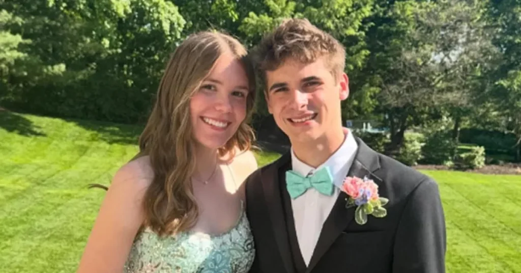College Soccer Player, 18, Allegedly Stabbed to Death by Her Boyfriend Before His Mom Helped Clean Up