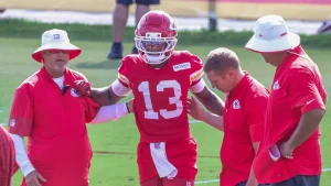 Chiefs rookie standout Cyrus Allen exits practice after scary collision with teammate Kaiir Elam