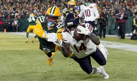 Packers Fans Savagely Roast Top CB After He Got Badly Burned in Practice