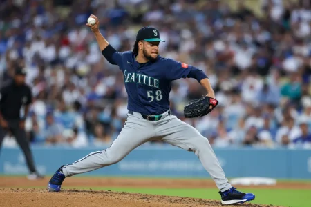 Mariners Trade Luis Castillo to White Sox in Multi-Player Deal