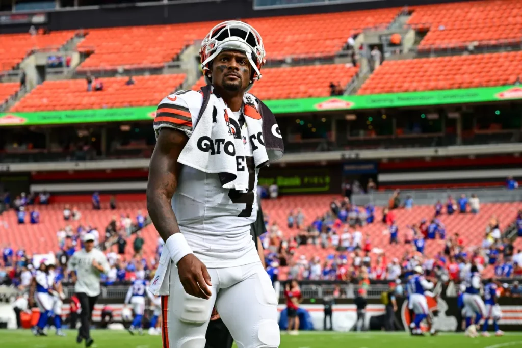 Deshaun Watson Sounds off on ‘Disrespectful’ Browns Fans Booing Him