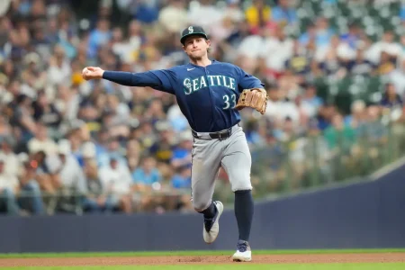 Mariners Place Infielder on 7-Day Concussion Injured List