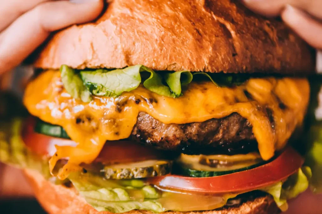 Only four cities on ‘Cheeseburger Index’ had average meal below $15: report