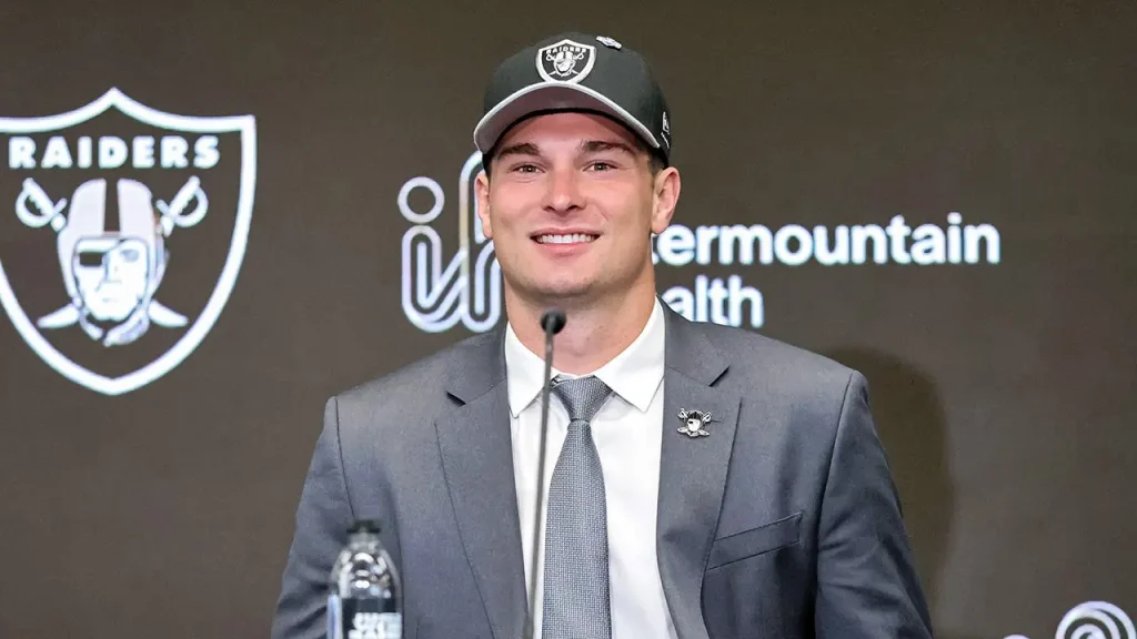 Raiders’ Fernando Mendoza once again goes viral during an interview for hilarious Joe Buck greeting