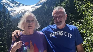 National park trip turns tragic after falling rock pierces Jeep roof, fatally striking man in front of wife