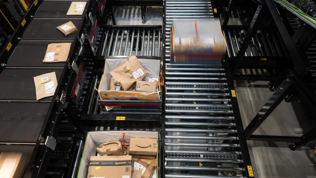 Report: Amazon eyes ‘fully automated’ delivery stations to bring robotics to the last mile