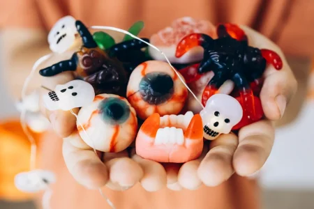 Beware the Halloween candies that can crack your teeth — or do much worse: dentist