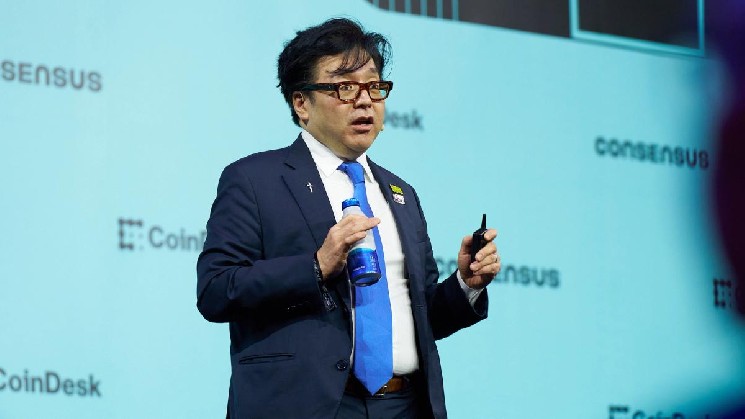 Tom Lee sees $2 trillion wealth transfer boosting crypto as Bitmine increases ether holdings
