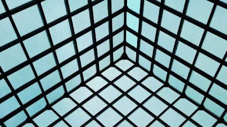 Arthur Hayes Sells $28.8M in Tokens, Stirring Market Jitters