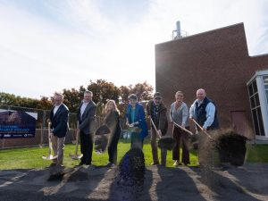 New facility at Washington national lab will give researchers free access to automated tools