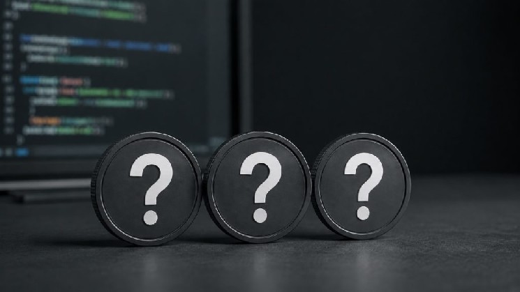 Renowned Analyst Issues Sell Signal for 3 Altcoins