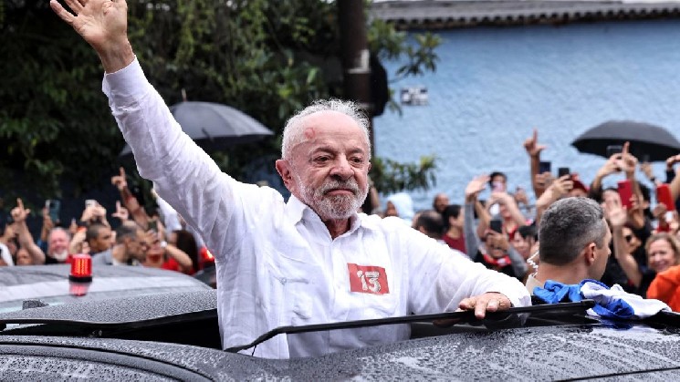 Brazilian firms used stablecoins to avoid currency crash on election day