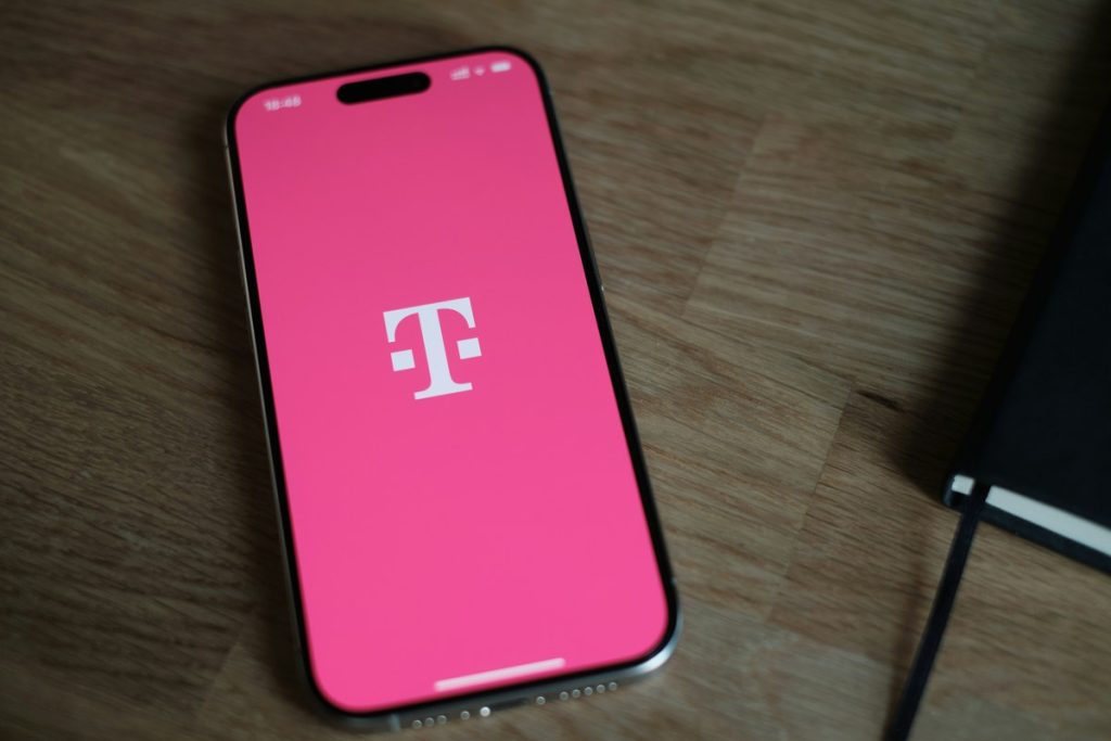 T-Mobile’s new ‘T-Mix’ plans let customers trade phone deals for Netflix, ESPN and other perks